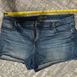 Torrid Blue Jean Shorts for Women 3 inch inseam size 20